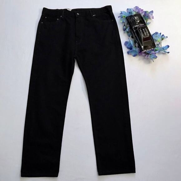 Levi's NWOT 505 Black Straight Leg Jeans Men 42 x 34 - Picture 2 of 8